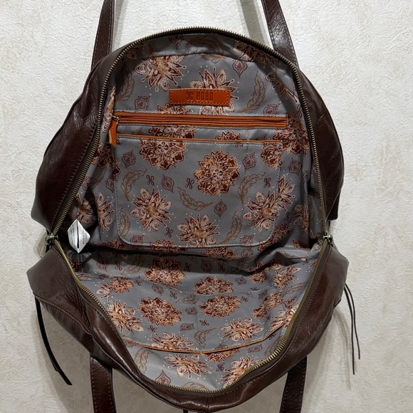 HOBO Rich Brown Leather Shoulder Bag - Picture 6 of 8
